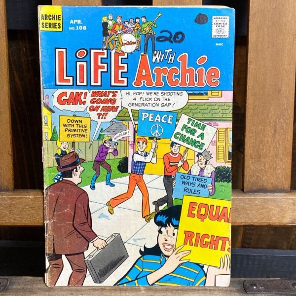 画像1: 1971s Archie Comics "LiFE Archie" (1)